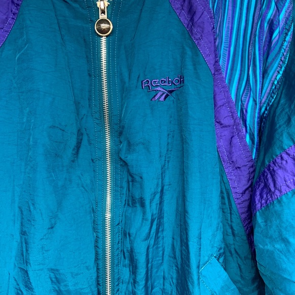 Vintage Women’s Reebok Windbreaker Track Jacket Purple & Blue Grape Size Large - Picture 6 of 6